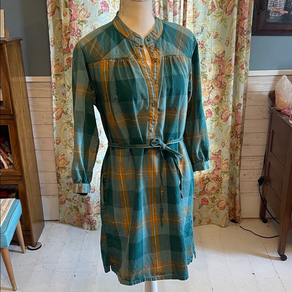 Patagonia Teal and Orange Plaid Long Sleeve Dress